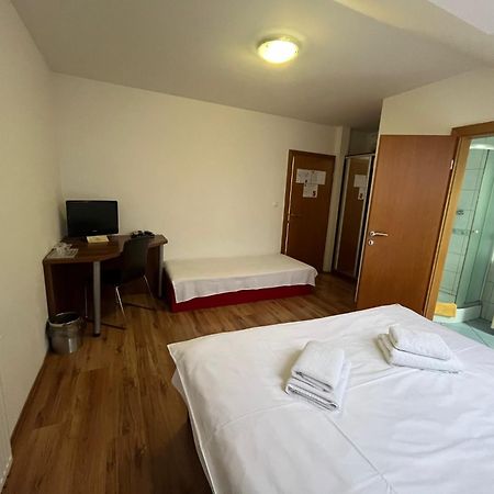 Hotel Harmonia Ostratice Exterior foto