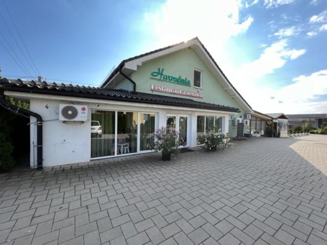 Hotel Harmonia Ostratice Exterior foto